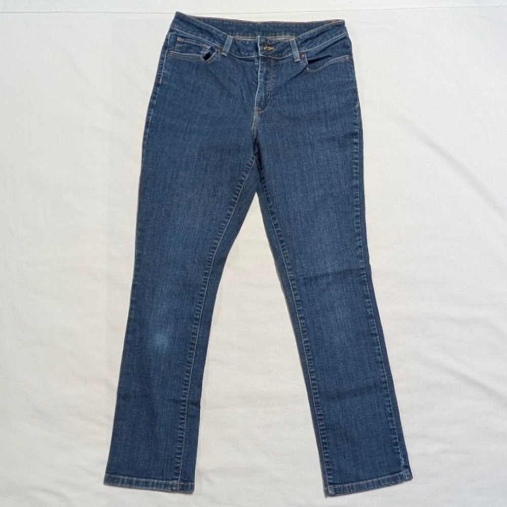 L.L. Bean Favorite Fit Straight Leg Jeans Womens 10 MT Medium Wash Denim